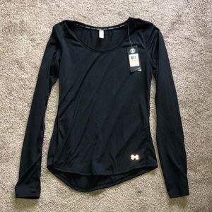 NWT Under armor heat gear long sleeve. Size medium